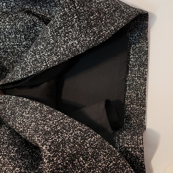 𝅺the Limited Sleeveless Top Embellish Sheath Dress - Picture 16 of 16